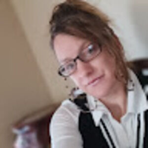 Meet your Posher, Tracylynn